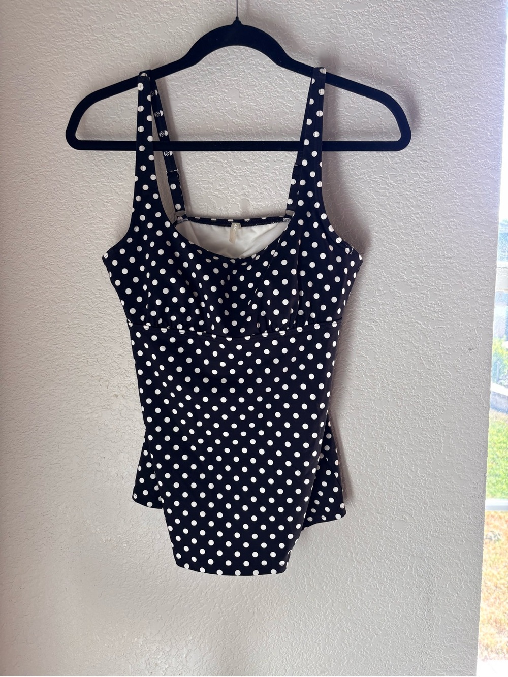 Lands end women Black and White Polka Dot One-Piece tankini Swimsuit